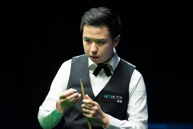 中脱颖而出 中脱颖而出