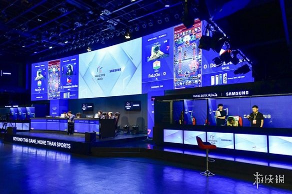 对攻近身 对攻近身